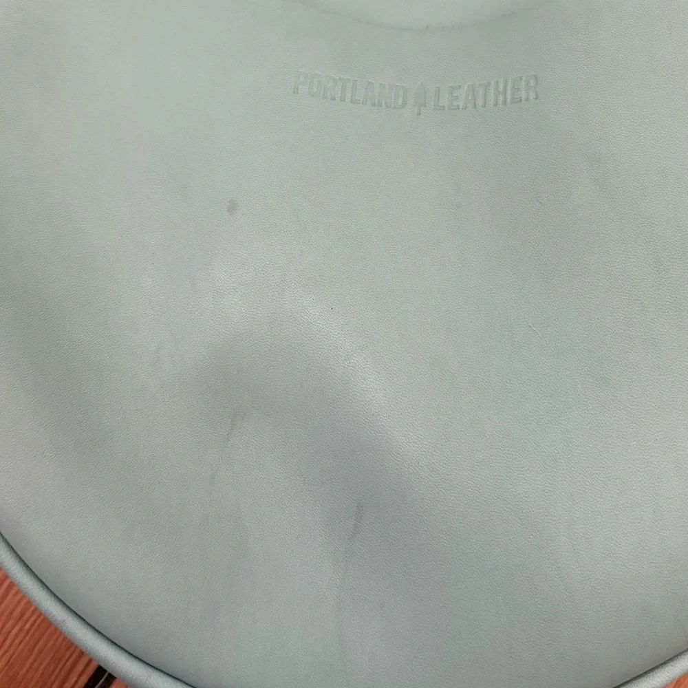 Portland leather large circle bag mint green - Picture 5 of 5